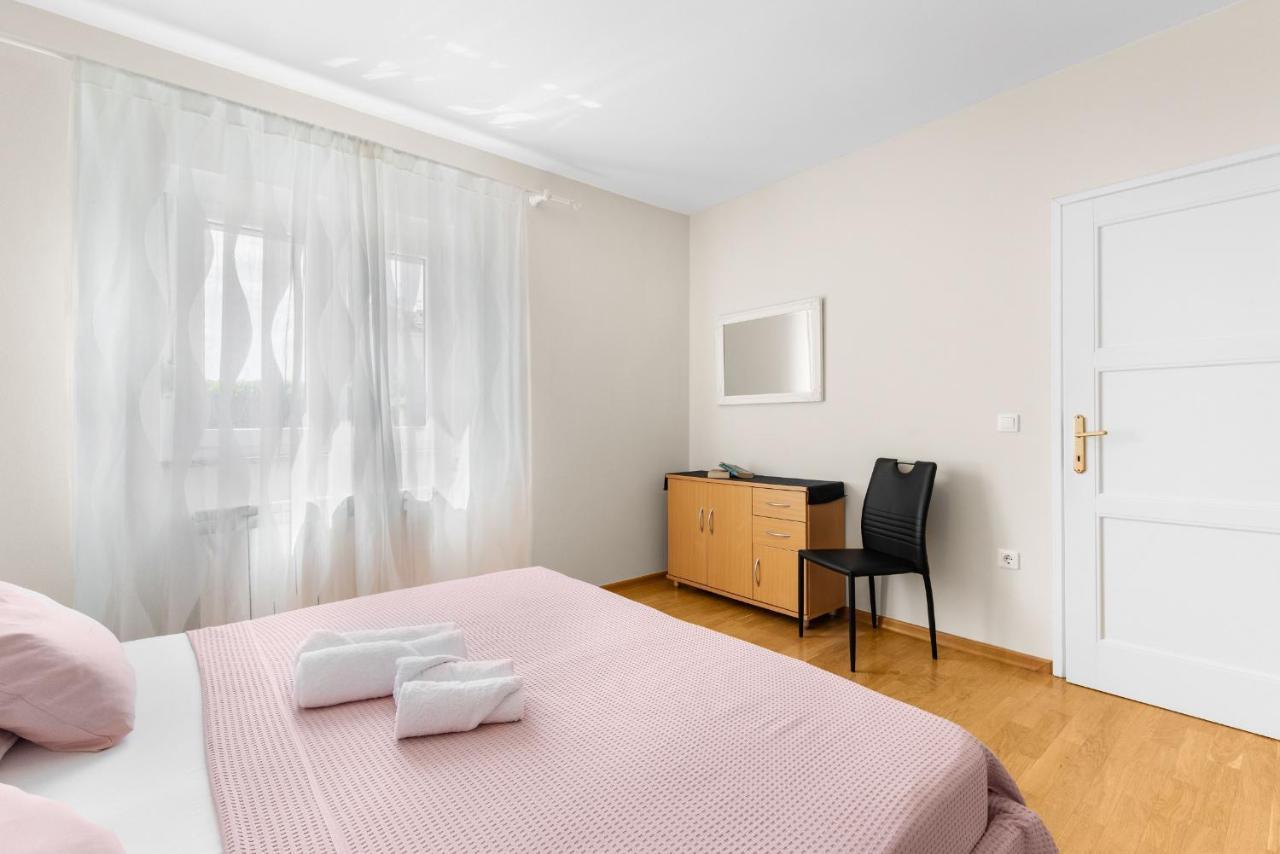 Villa Hope Apartments Poreč Eksteriør bilde